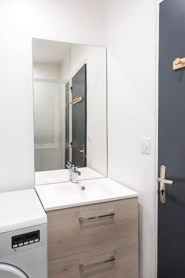 Studio Neuf, Charme De L'Ancien, Avec Balcon - 3 Etoiles, 4 Diamants Apartment Bagneres-de-Bigorre